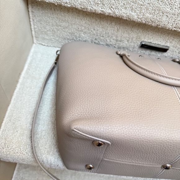 Louis Vuitton Pernelle Tote in Taurillon - Picture 10 of 15